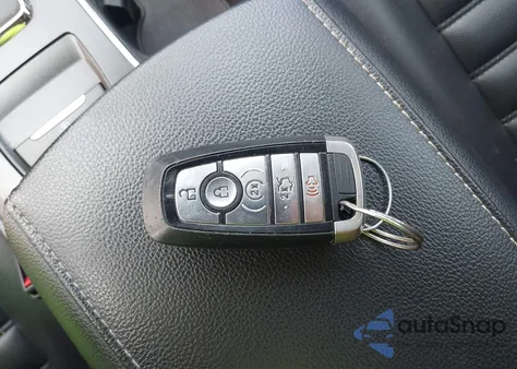 2019 Ford Fusion Sel z USA, uszkodzony, nr VIN 3FA6P0CD4KR118890